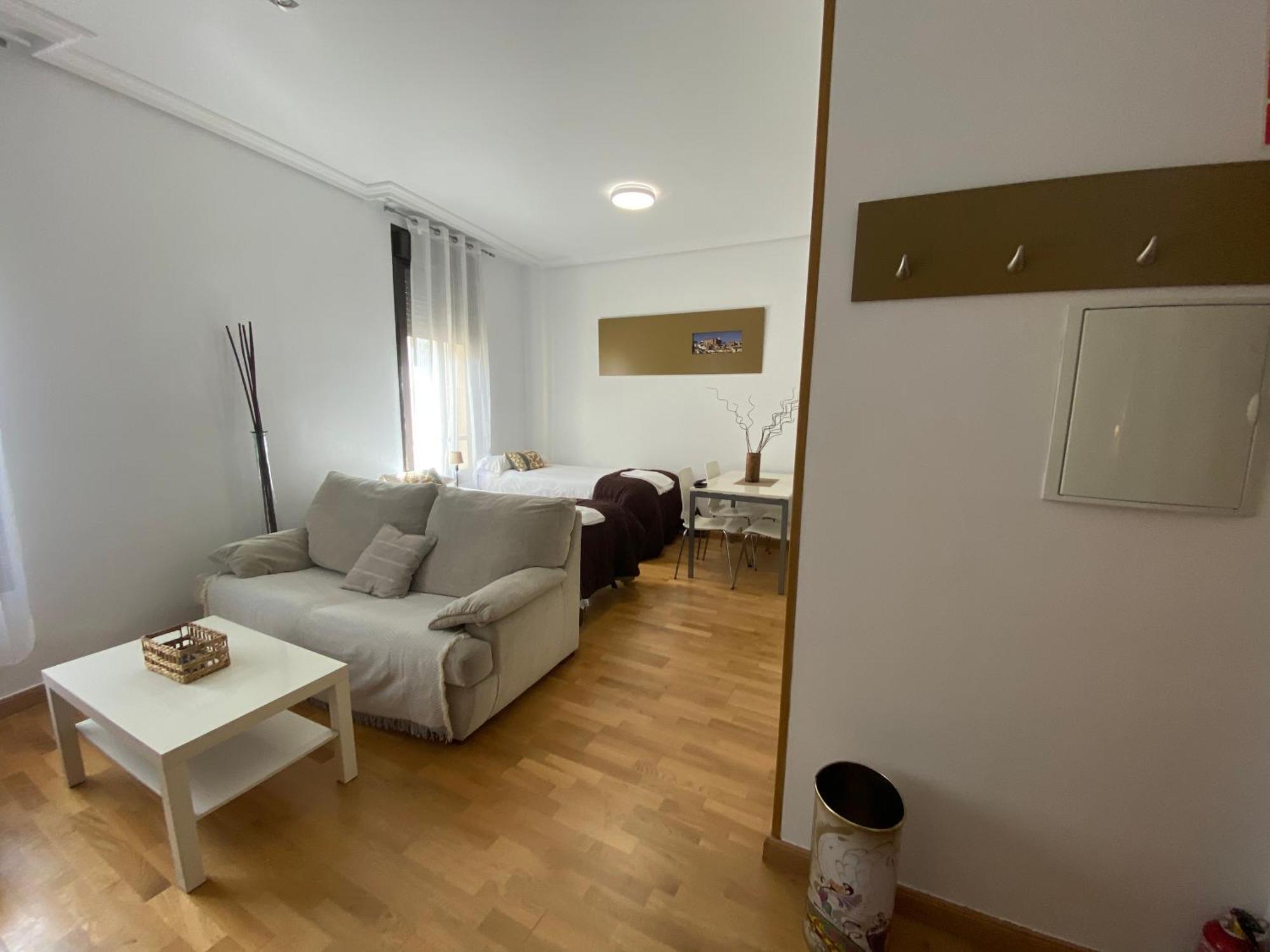 Apartamentos Caceres Exterior photo