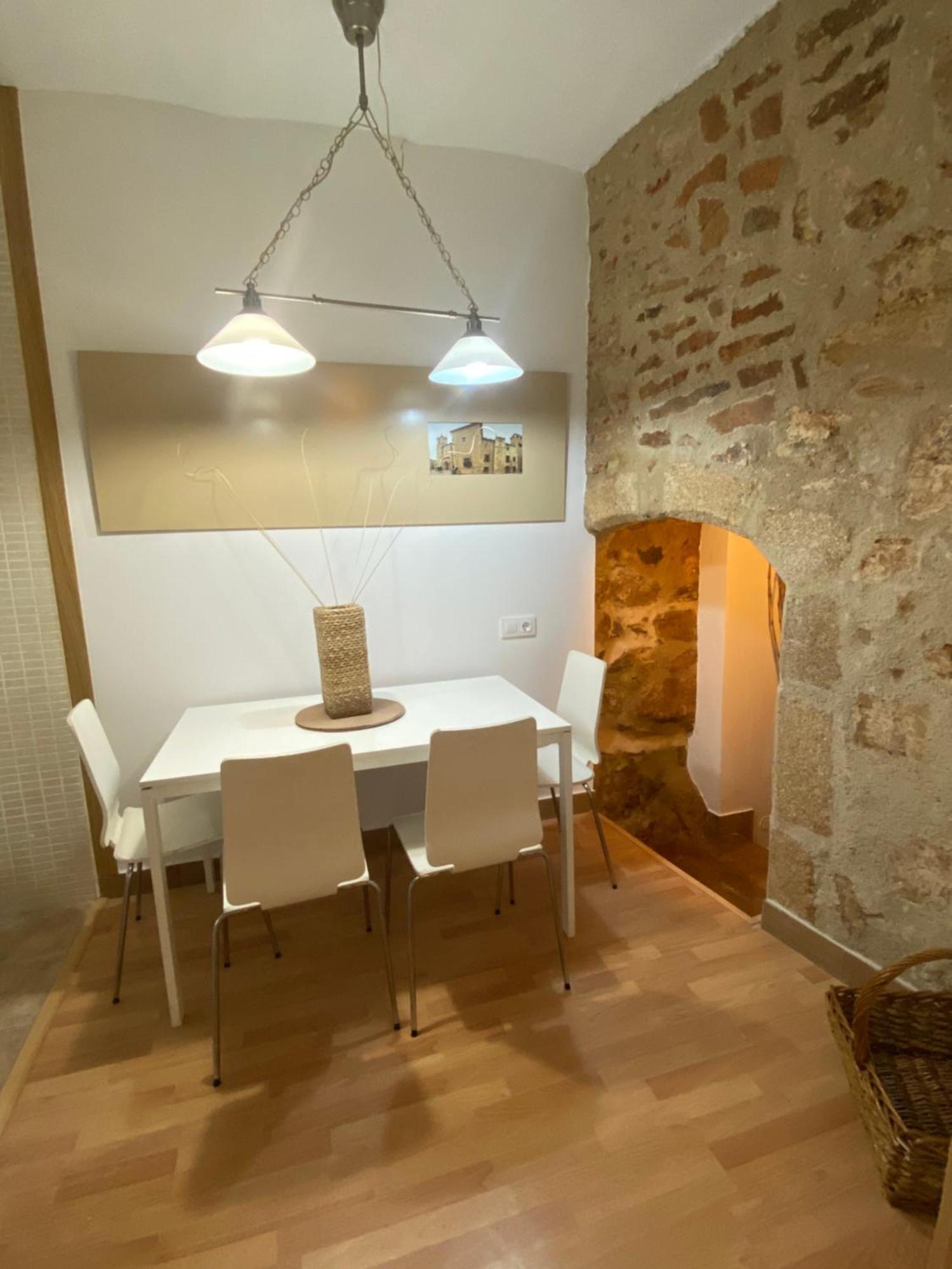 Apartamentos Caceres Exterior photo