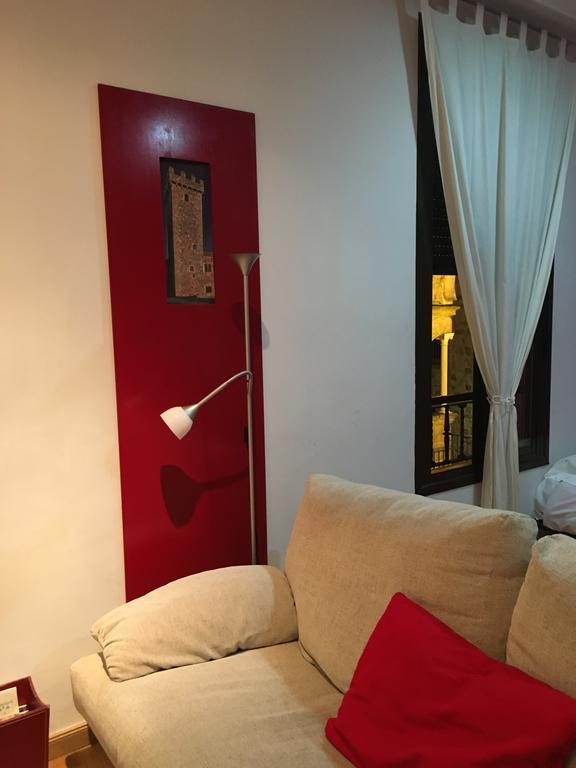 Apartamentos Caceres Exterior photo
