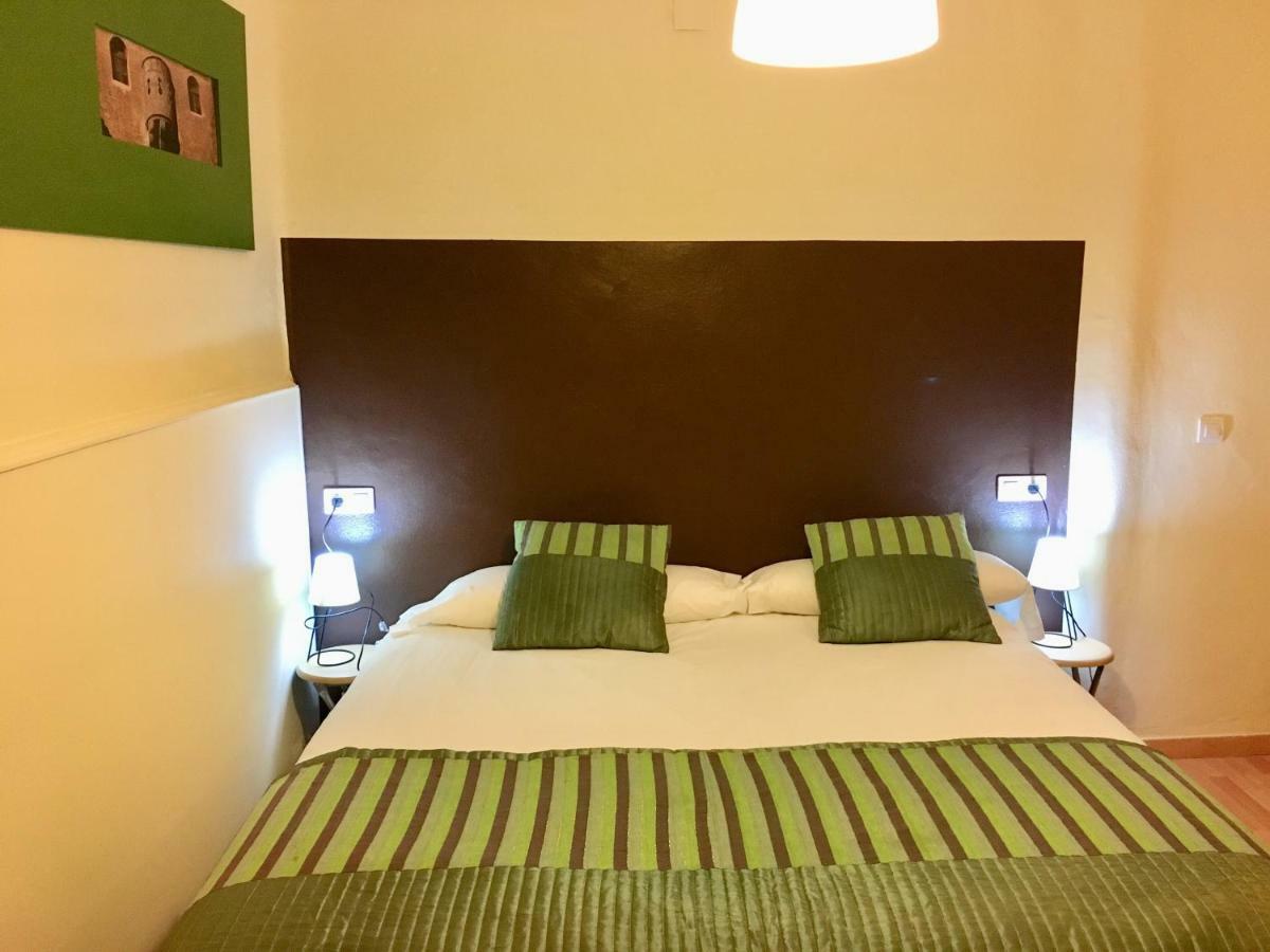 Apartamentos Caceres Exterior photo